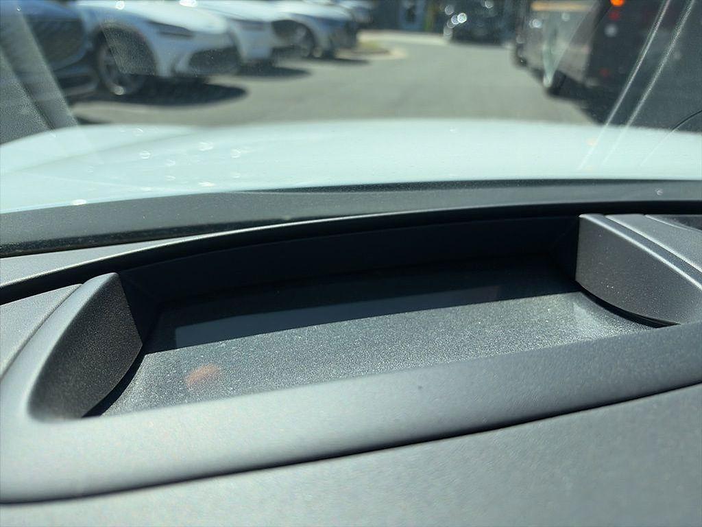 used 2025 Genesis G90 car, priced at $74,990