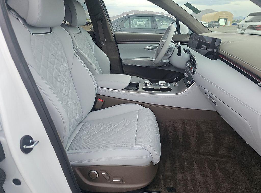 used 2026 Genesis Electrified GV70 car, priced at $62,995