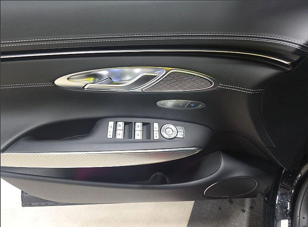 used 2025 Genesis GV70 car, priced at $46,295