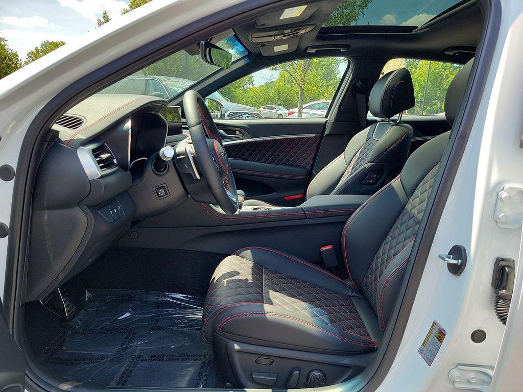 used 2025 Genesis G70 car, priced at $40,998