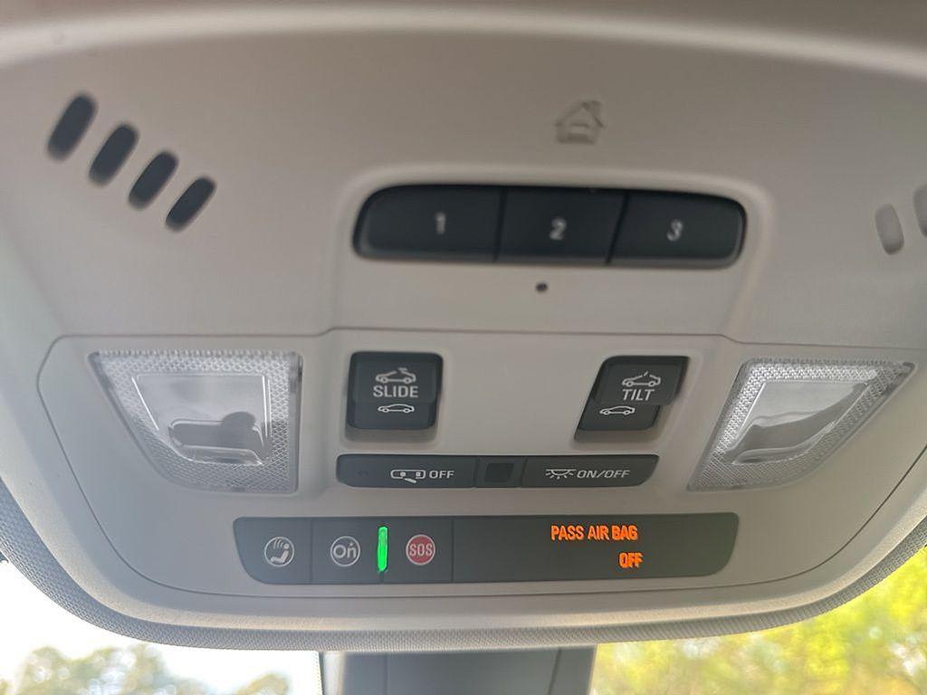 used 2018 Chevrolet Traverse car, priced at $18,880