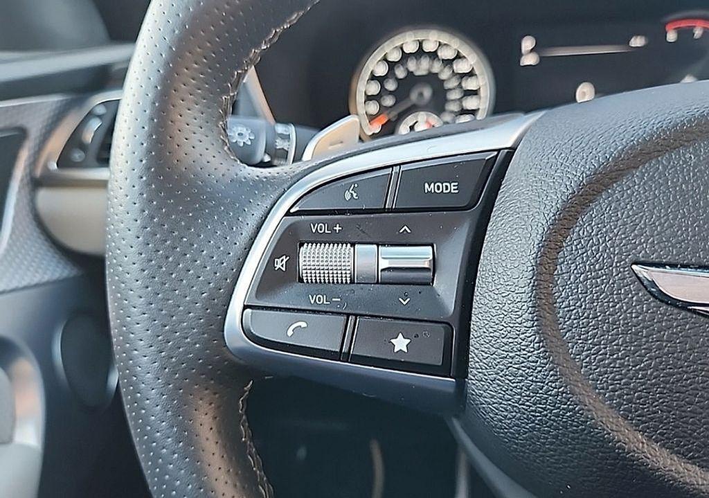 used 2023 Genesis G70 car, priced at $28,995