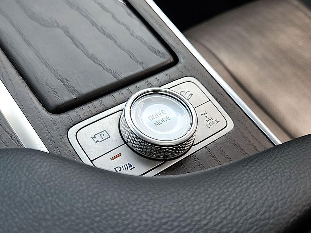 used 2024 Genesis GV80 car, priced at $46,500