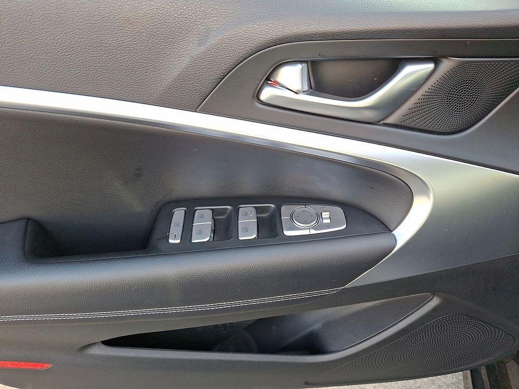 used 2025 Genesis G70 car, priced at $26,995