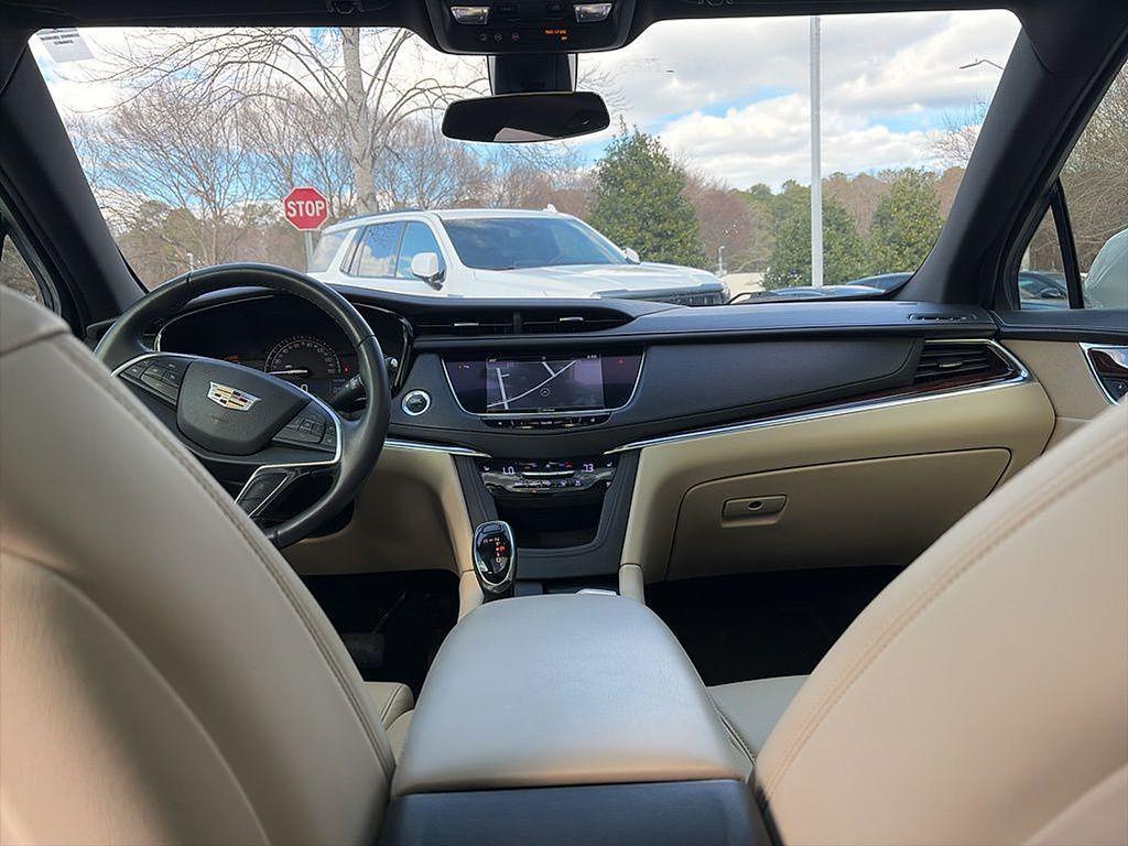 used 2017 Cadillac XT5 car, priced at $16,988