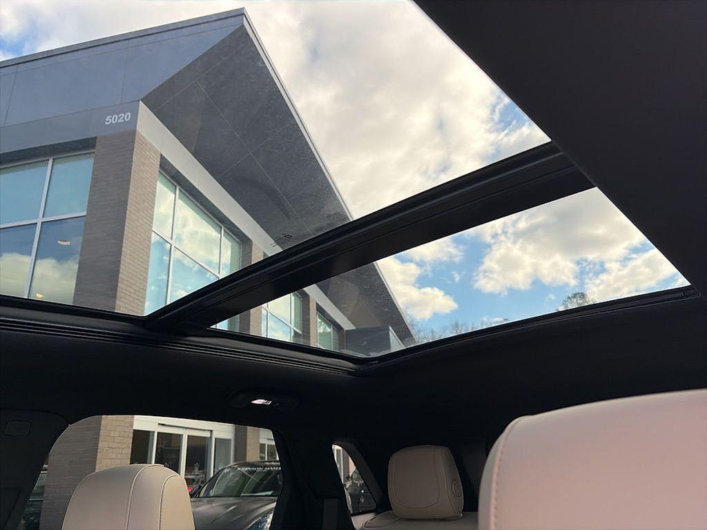 used 2017 Cadillac XT5 car, priced at $16,988