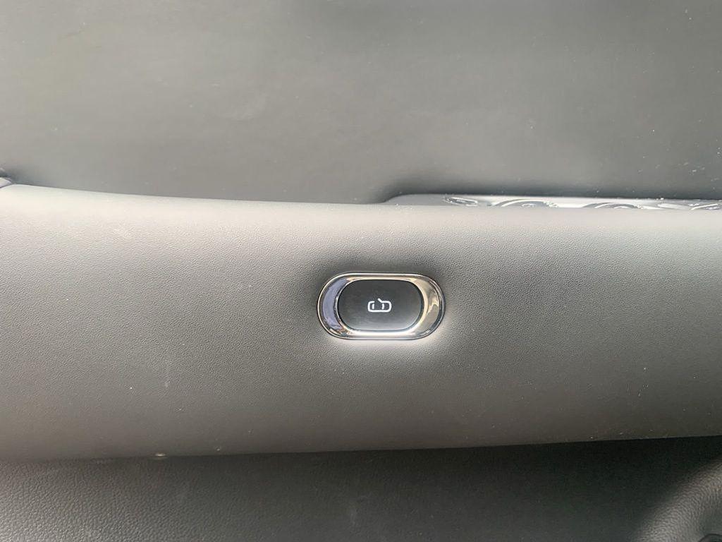 used 2025 Genesis G90 car, priced at $74,990