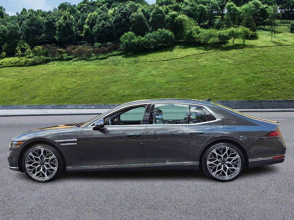 used 2025 Genesis G90 car, priced at $74,500
