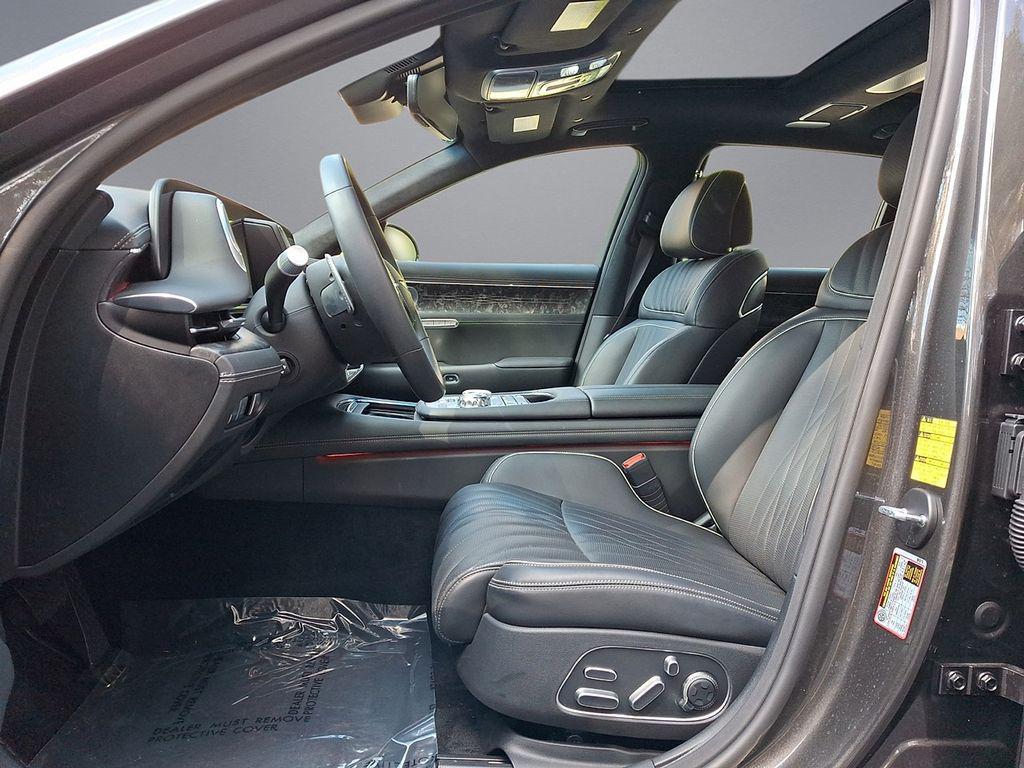 used 2025 Genesis G90 car, priced at $74,500