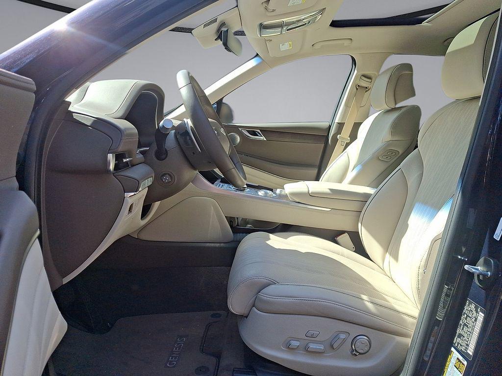 used 2024 Genesis GV80 car, priced at $44,698