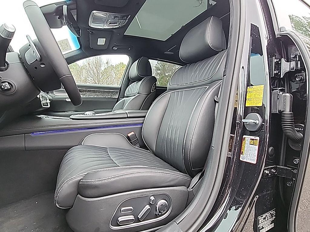 used 2025 Genesis G90 car, priced at $76,995