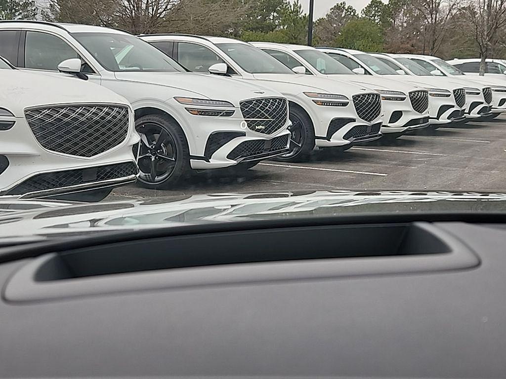 used 2025 Genesis G90 car, priced at $76,995