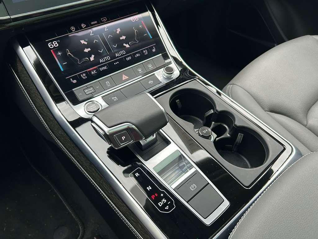 used 2025 Audi Q7 car, priced at $49,500