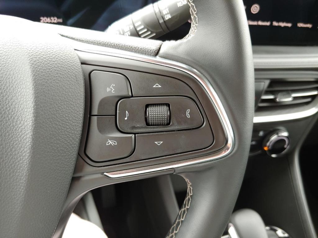 used 2025 Buick Encore GX car, priced at $22,995