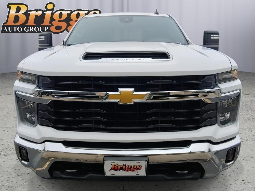 used 2024 Chevrolet Silverado 2500 car, priced at $42,995