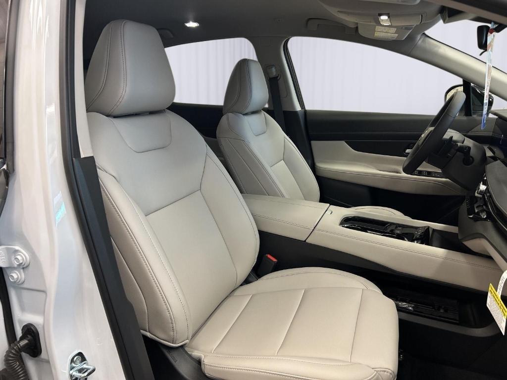 new 2025 Nissan Murano car, priced at $37,752