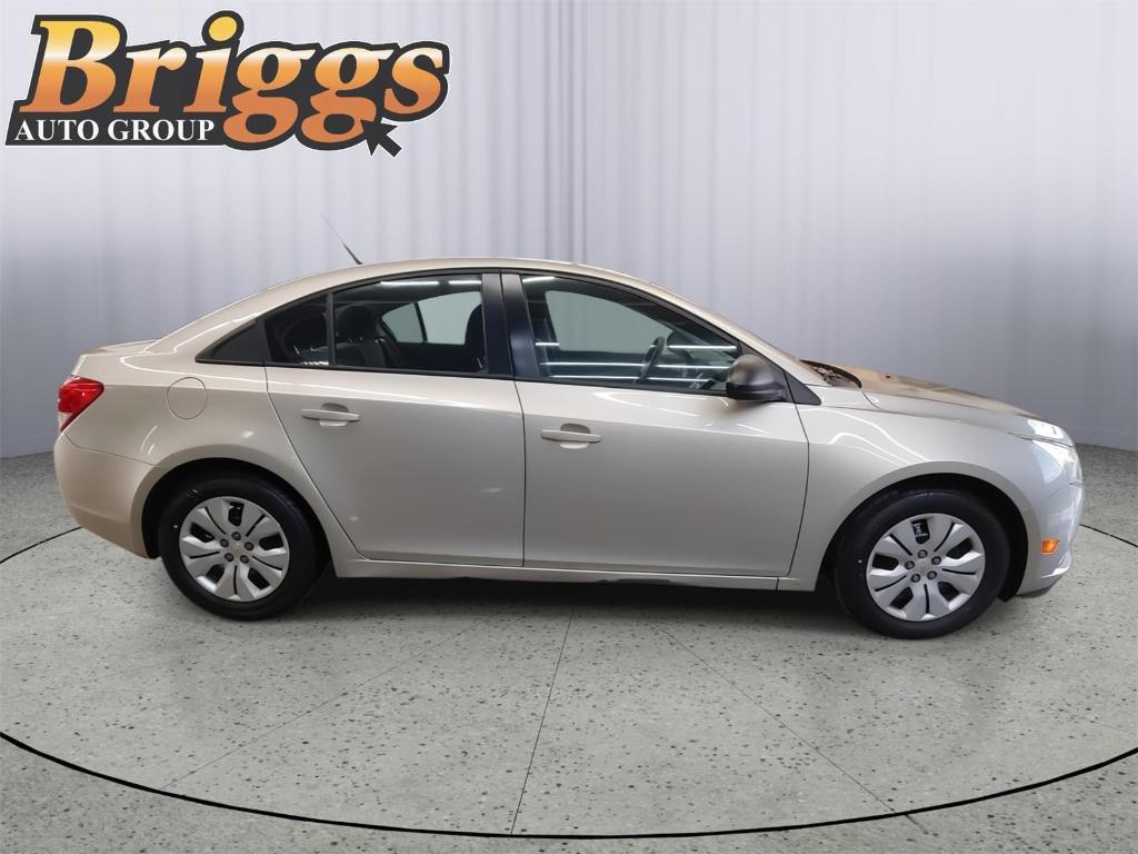 used 2014 Chevrolet Cruze car, priced at $6,795