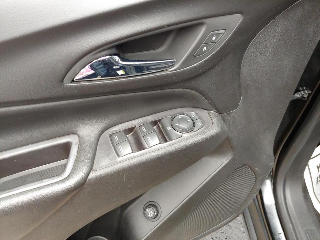 used 2020 Chevrolet Equinox car, priced at $15,395