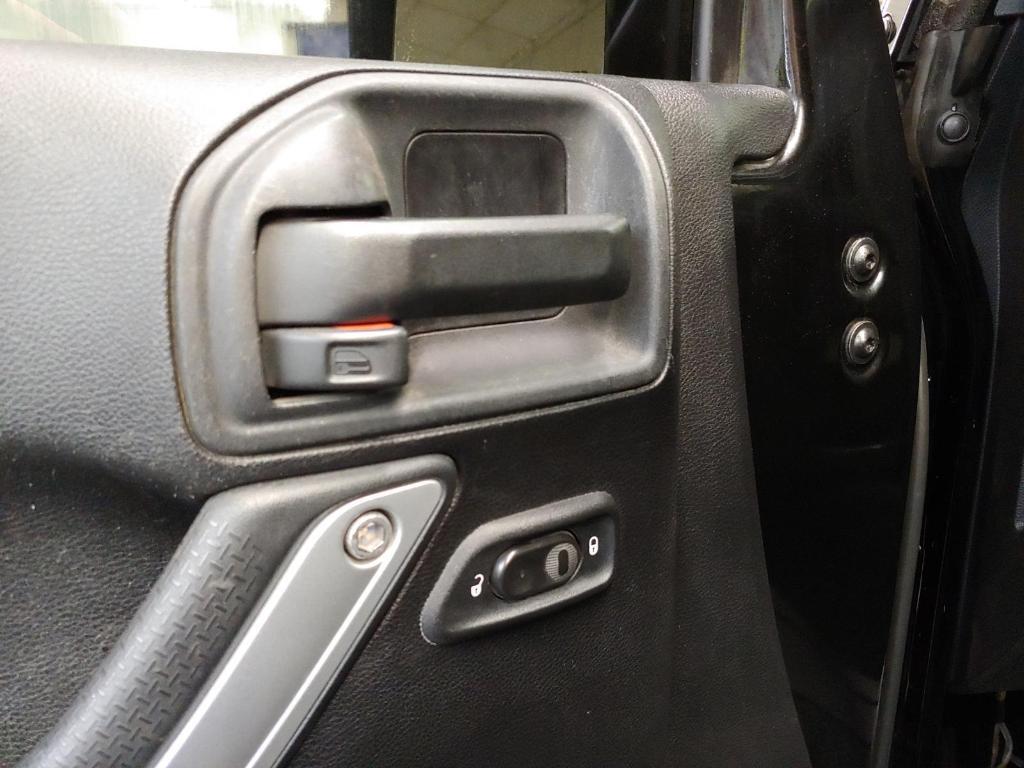 used 2014 Jeep Wrangler Unlimited car, priced at $19,200