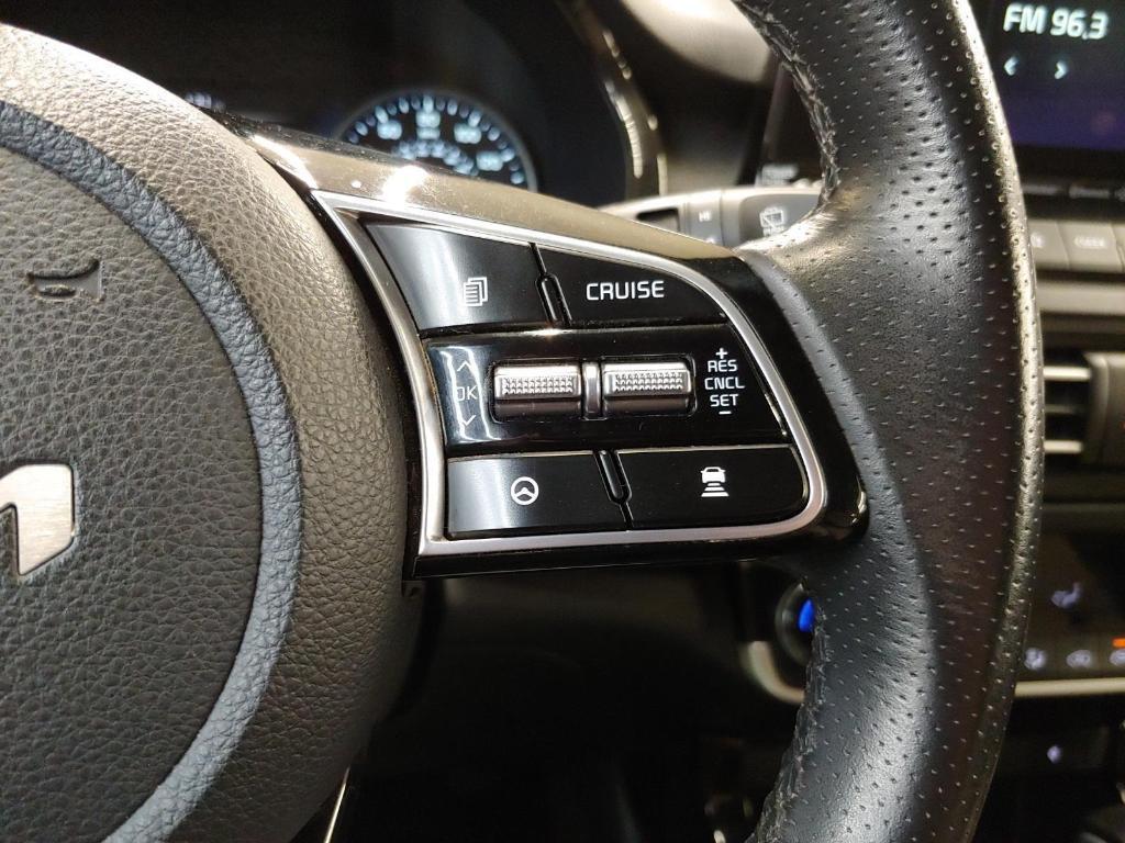 used 2023 Kia Seltos car, priced at $21,995