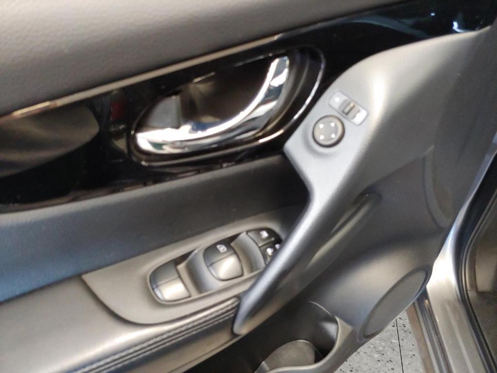 used 2021 Nissan Rogue Sport car, priced at $17,900