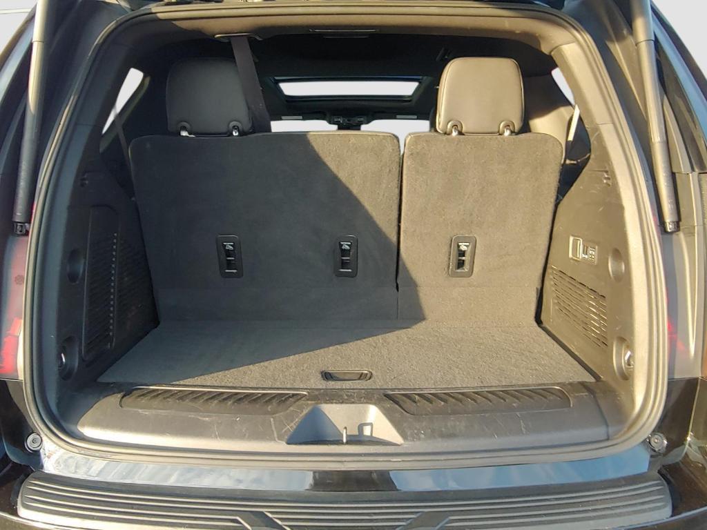 used 2023 GMC Yukon car, priced at $65,995