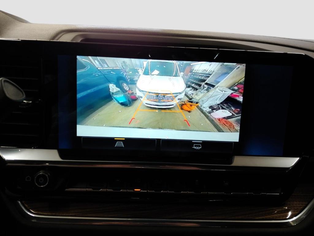 used 2024 Chevrolet Silverado 1500 car, priced at $38,695