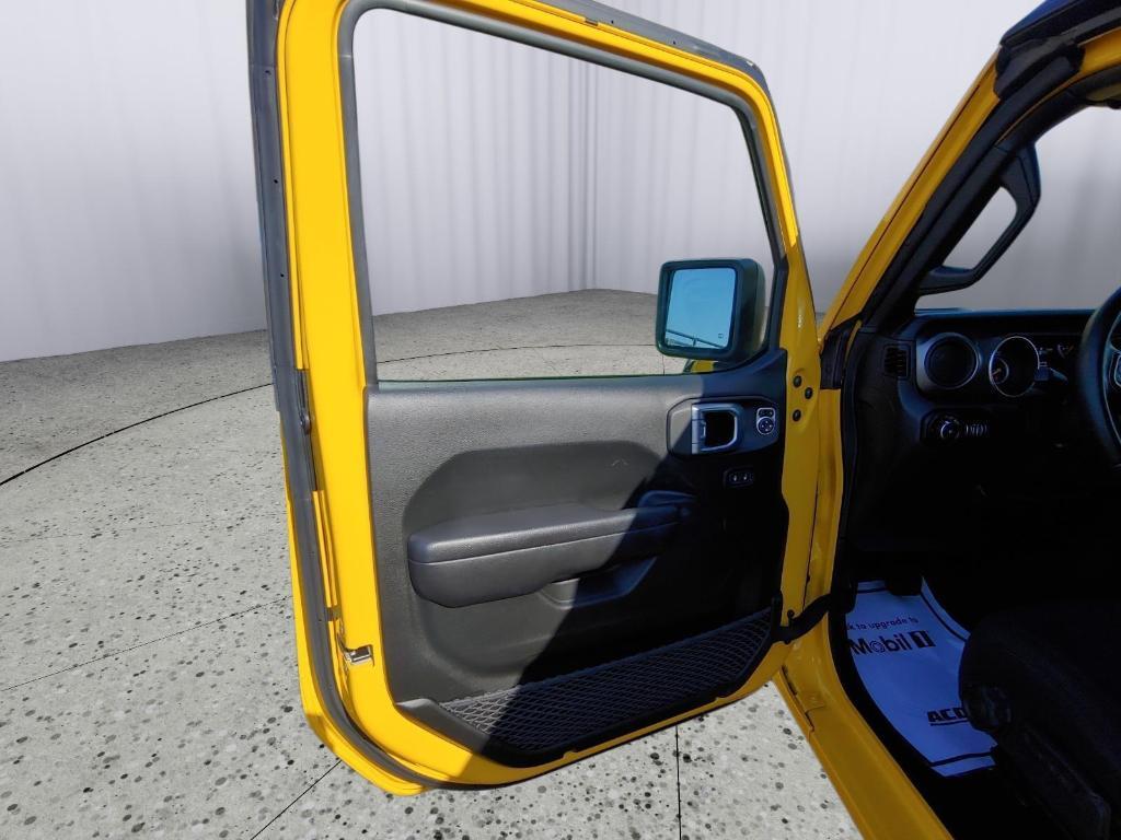 used 2021 Jeep Wrangler Unlimited car, priced at $25,995