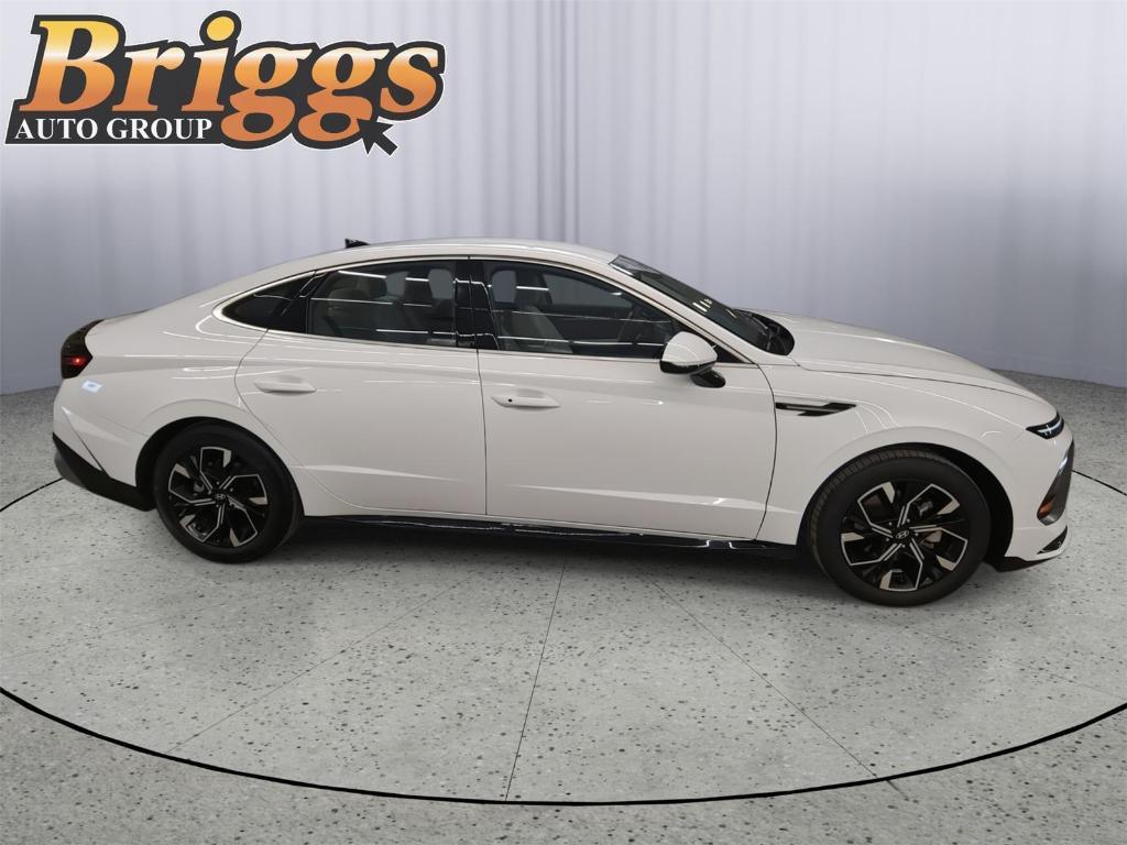 used 2025 Hyundai Sonata car, priced at $22,995