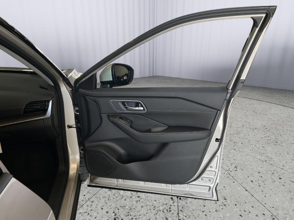 new 2026 Nissan Rogue car, priced at $36,491