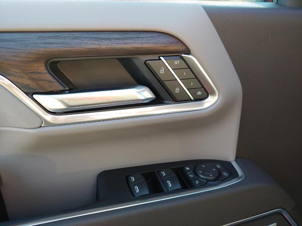 new 2026 GMC Sierra 2500 car, priced at $78,853