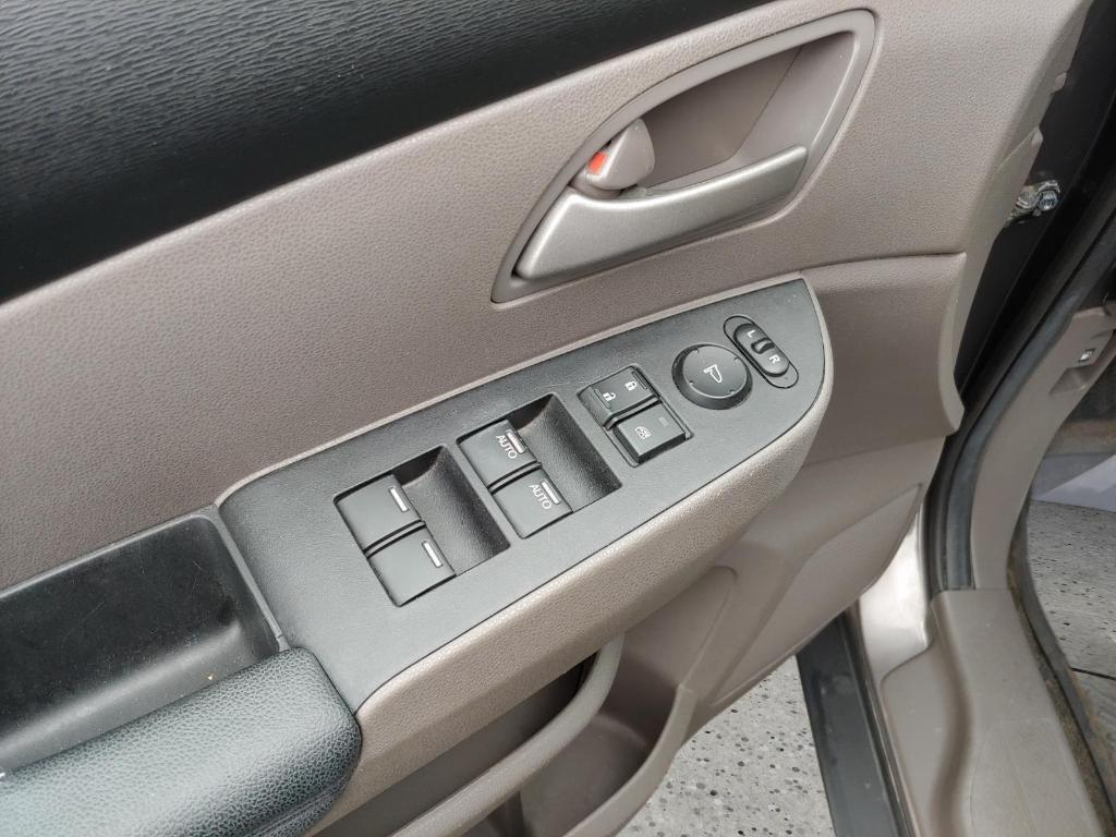 used 2013 Honda Odyssey car, priced at $8,495