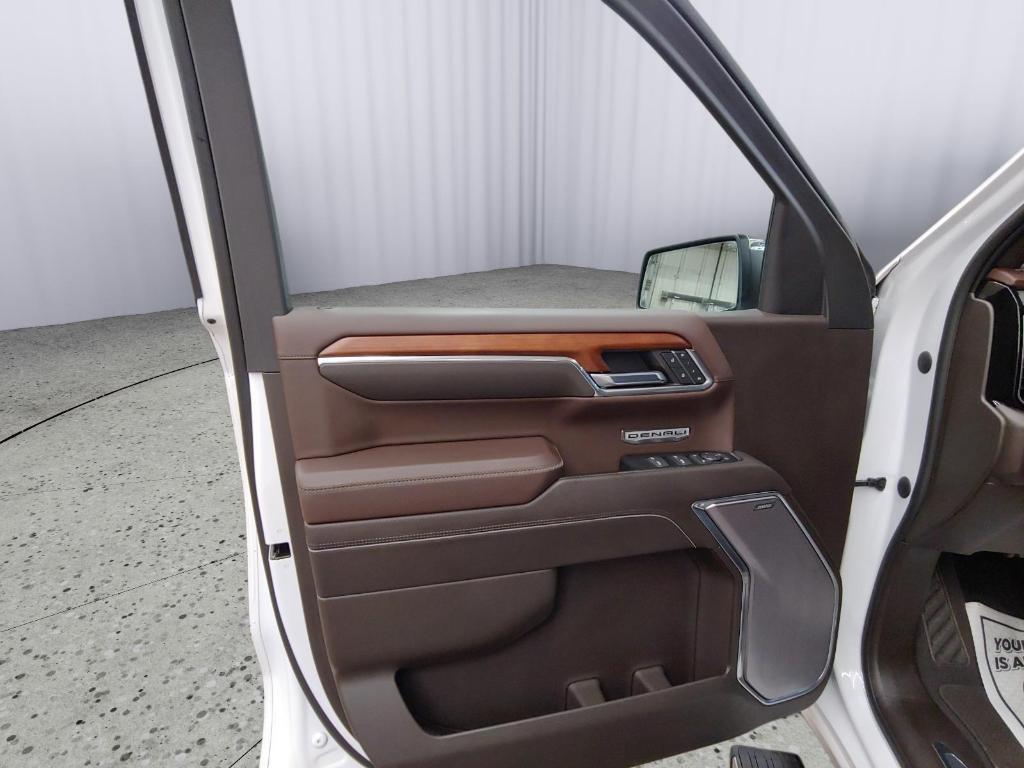 used 2022 GMC Sierra 1500 car, priced at $51,995