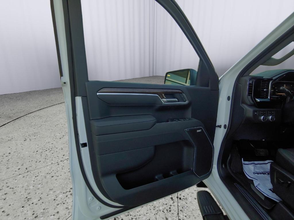 new 2026 GMC Sierra 1500 car, priced at $61,005