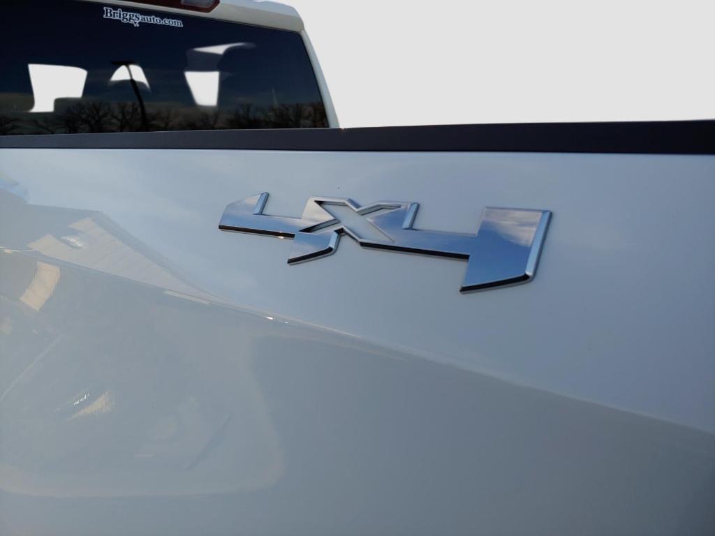 used 2023 GMC Sierra 1500 car, priced at $36,995