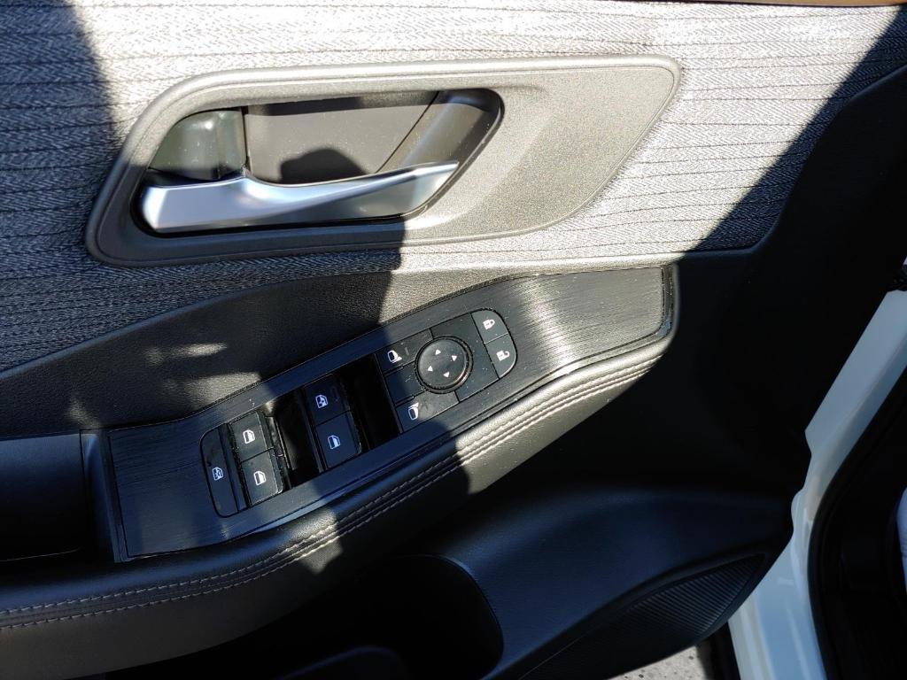 used 2023 Nissan Rogue car, priced at $19,995