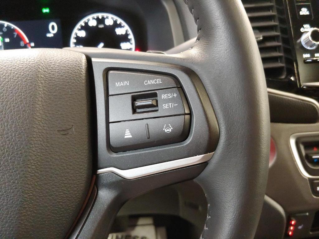 used 2025 Honda Ridgeline car, priced at $38,995