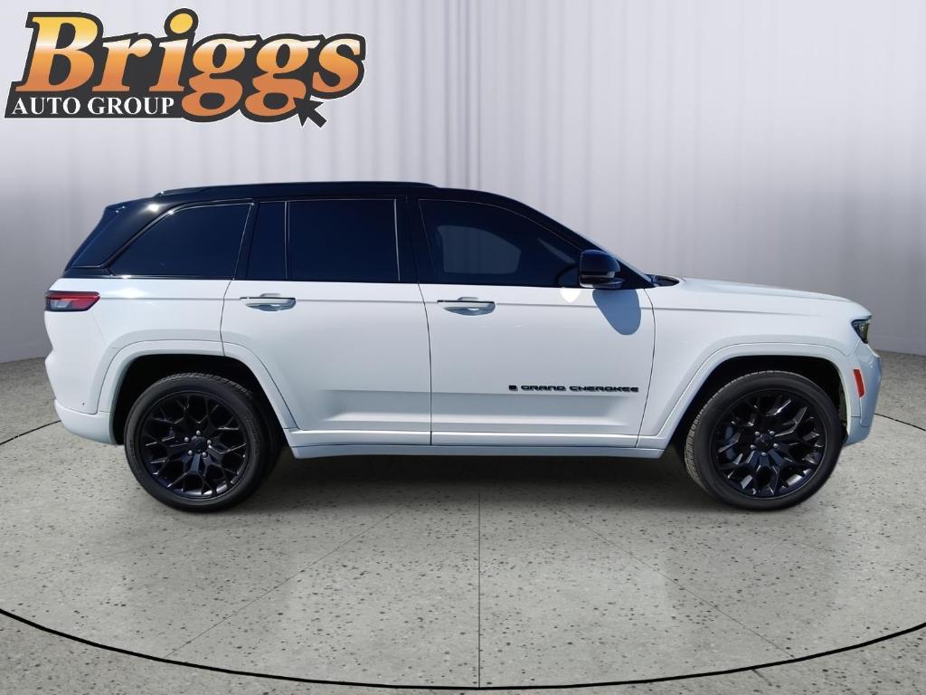 used 2025 Jeep Grand Cherokee car, priced at $52,900