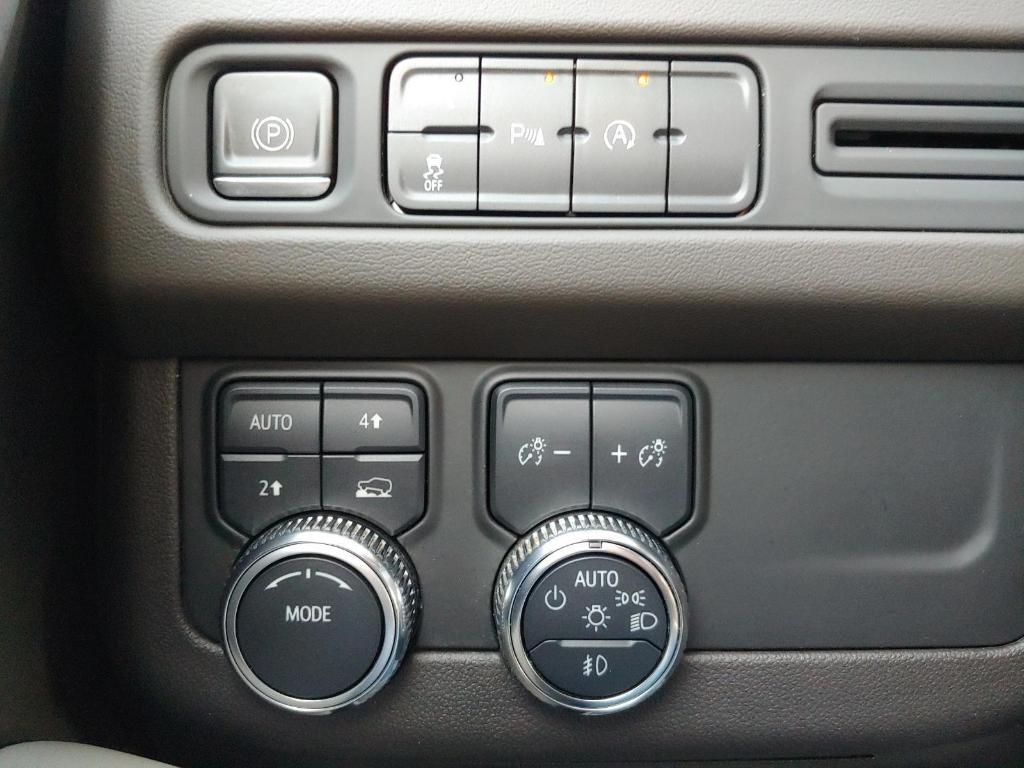 used 2023 GMC Yukon car, priced at $49,995