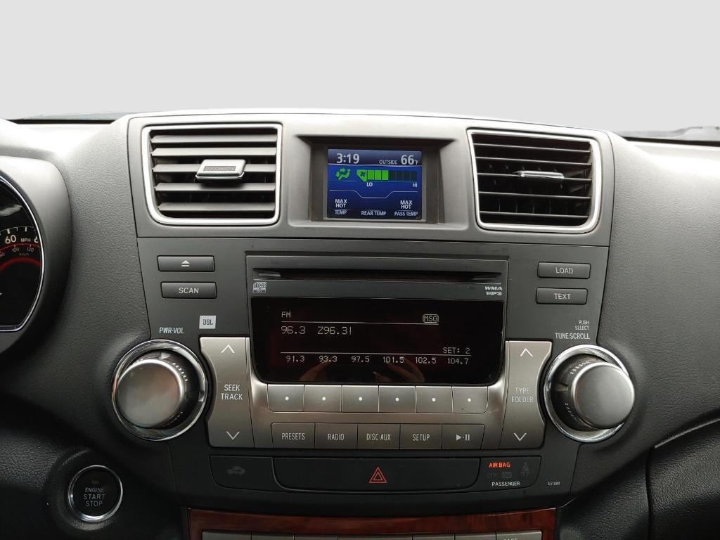 used 2012 Toyota Highlander car, priced at $12,495