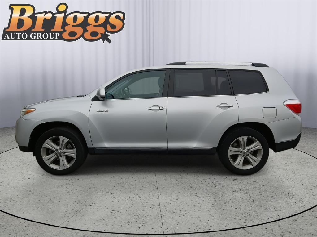 used 2012 Toyota Highlander car, priced at $12,495