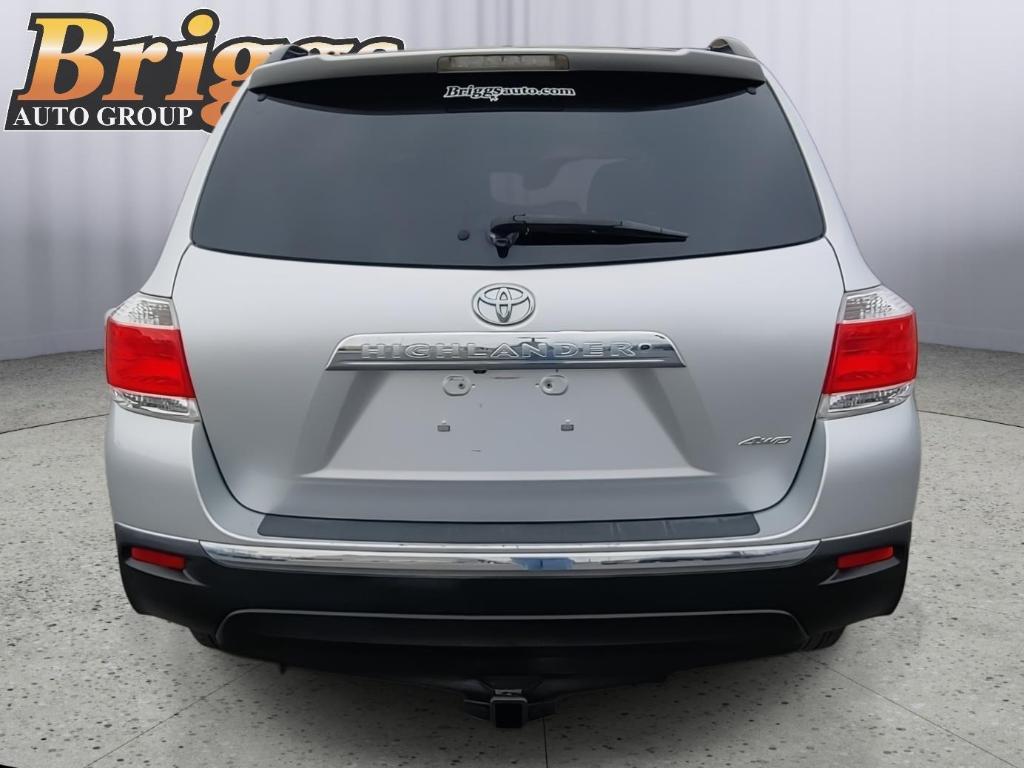 used 2012 Toyota Highlander car, priced at $12,495