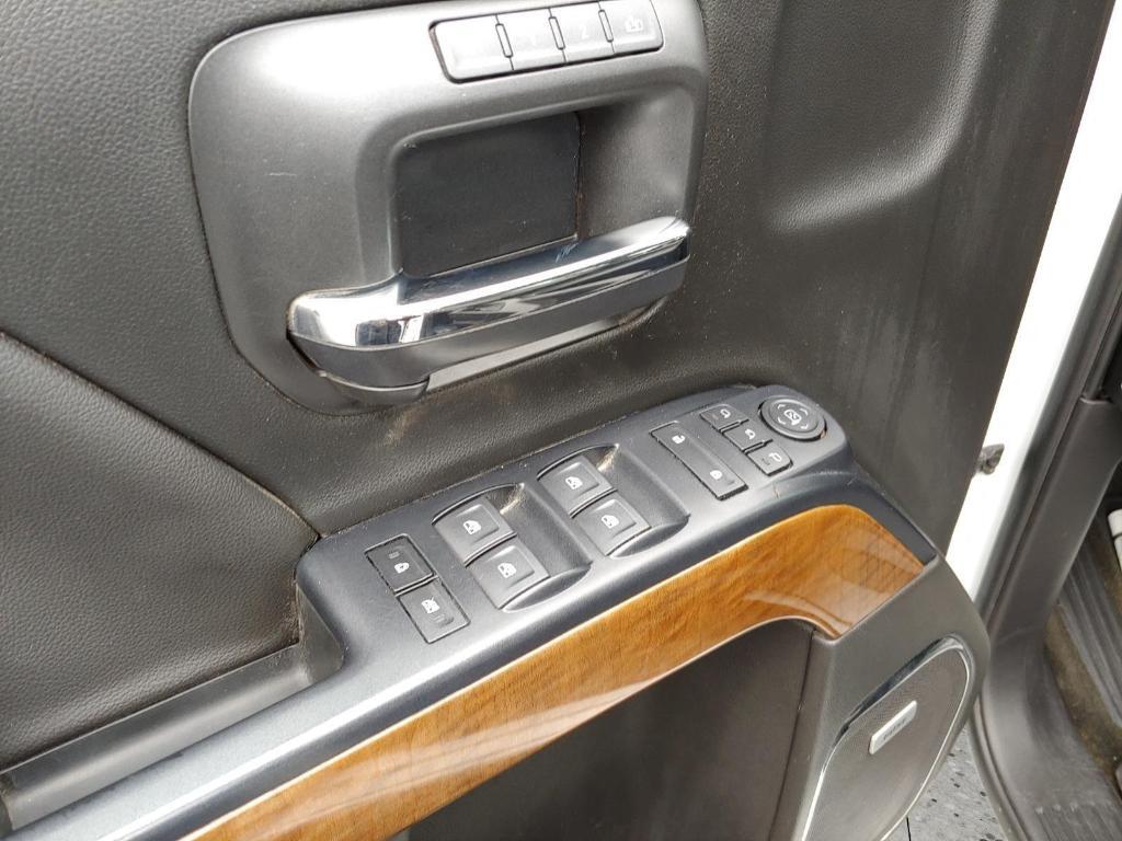 used 2018 Chevrolet Silverado 1500 car, priced at $30,995