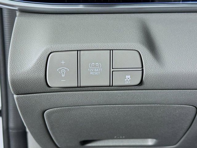 new 2025 Hyundai ELANTRA HEV car, priced at $27,595