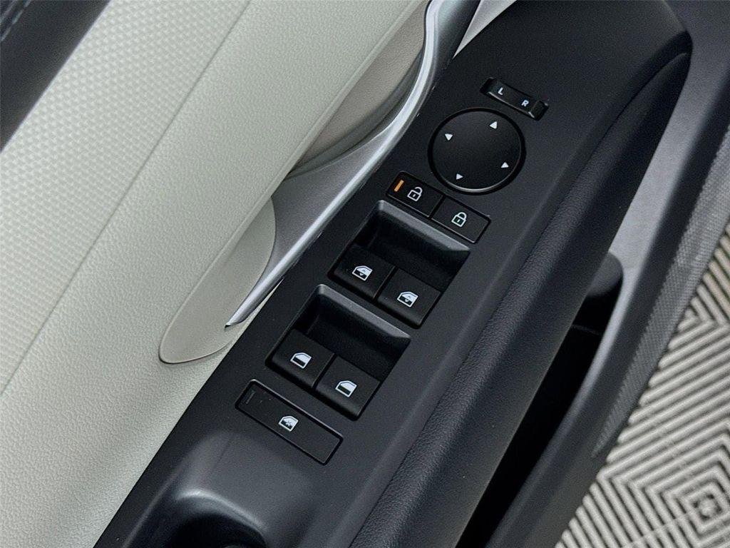 new 2026 Hyundai TUCSON Hybrid car, priced at $39,436