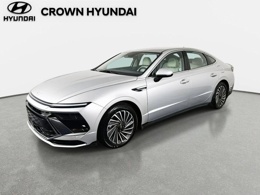 used 2025 Hyundai Sonata Hybrid car, priced at $25,988
