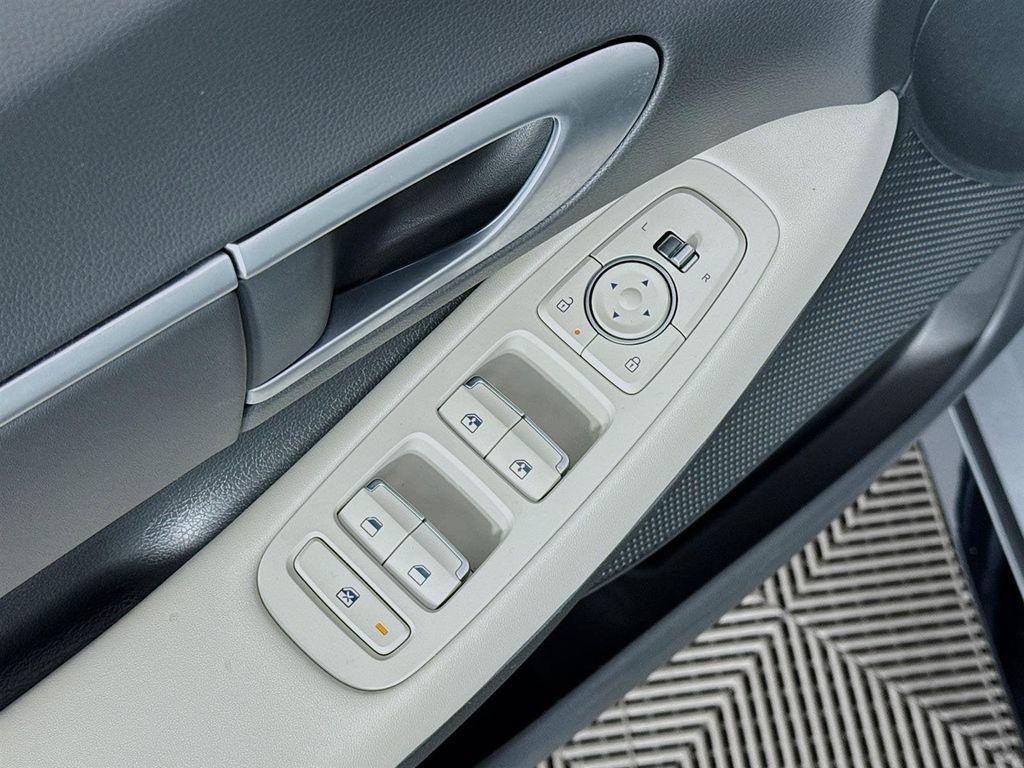 used 2025 Hyundai Sonata Hybrid car, priced at $25,988