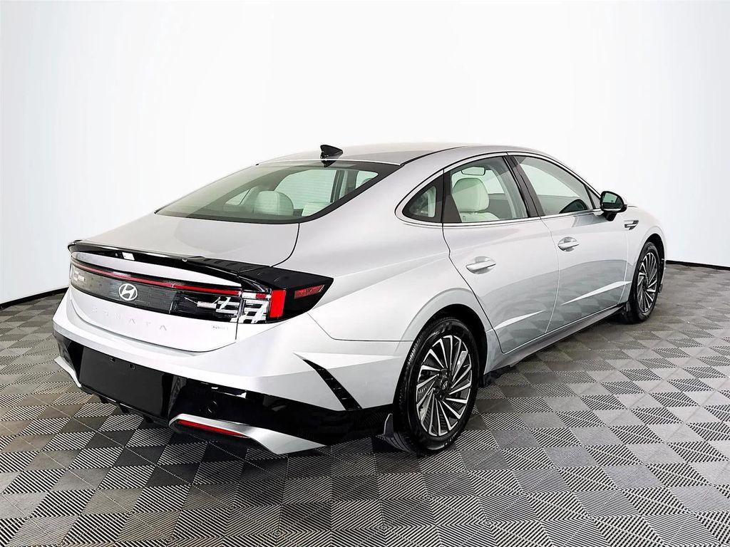 used 2025 Hyundai Sonata Hybrid car, priced at $25,988