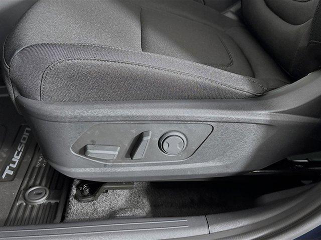 new 2026 Hyundai TUCSON Hybrid car, priced at $36,005