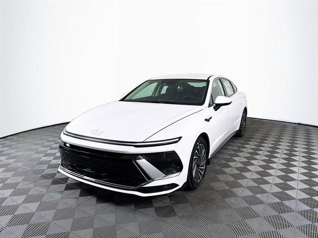 new 2025 Hyundai Sonata Hybrid car, priced at $30,771